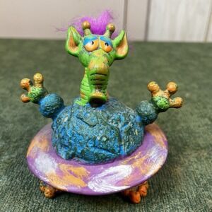 1993 THREE-FINGERED SNORKBLAT COSMIC CRITTER  4" Russ Troll Doll Vintage